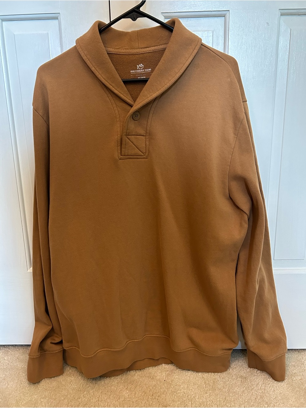 Southern Tide Men's Shawl Collar French Terry Pullover in Camel
